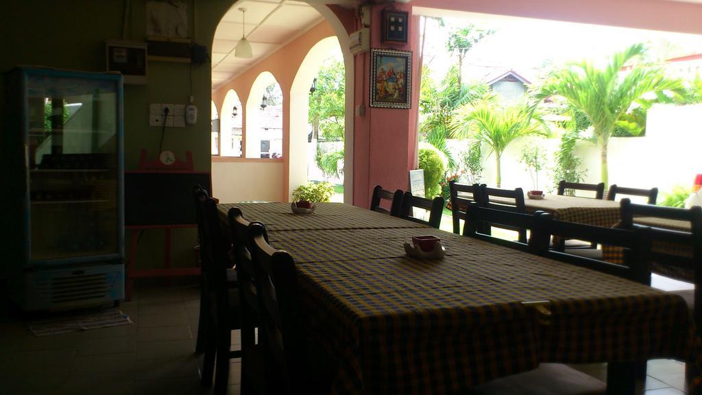 Ocean View Tourist Guest House At Negombo Beach Near The Airport Exterior foto